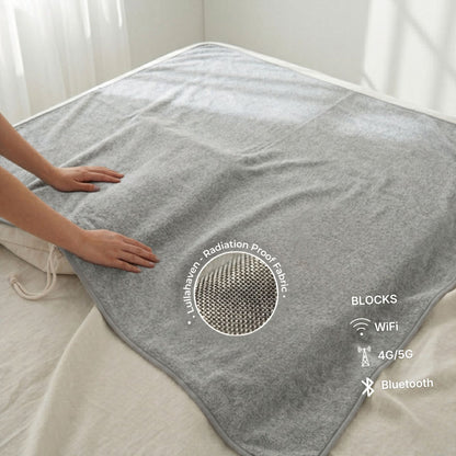 LullaHaven - Silver - Woven Shielding Blanket - Livvewell