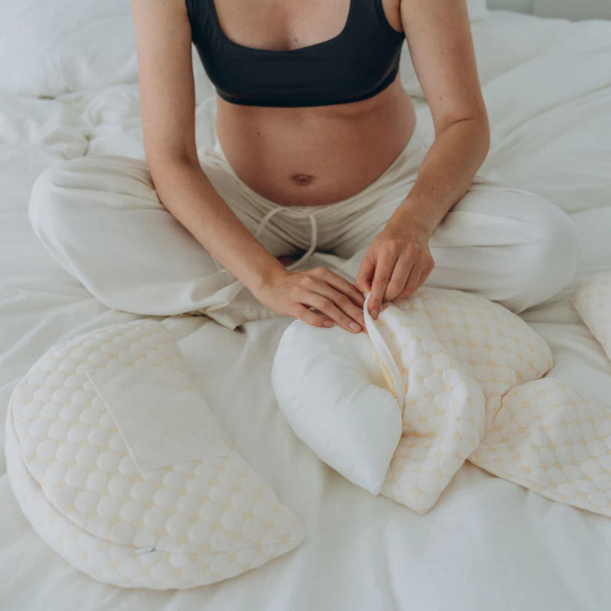 LullaNest™ Pregnancy Pillow - Livvewell
